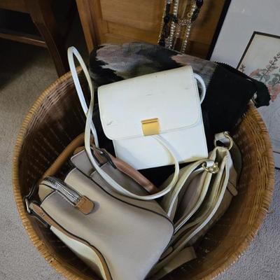 Sale Photo Thumbnail #107