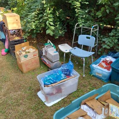 Estate sale photo