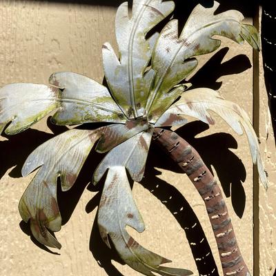 Decorative Metal outdoor wall art Palm Trees Motif
