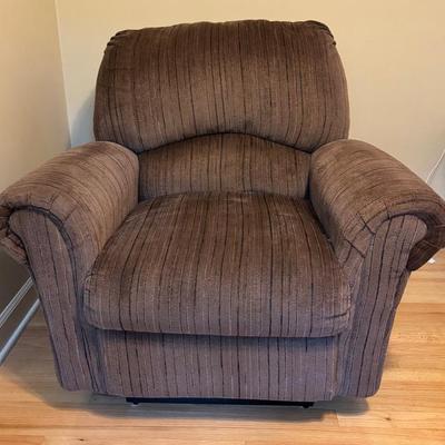 Retro Style Recliner 