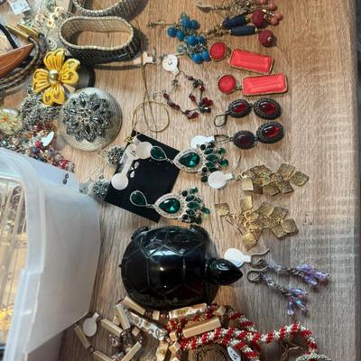 Sale Photo Thumbnail #4