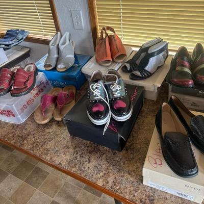 Sale Photo Thumbnail #40