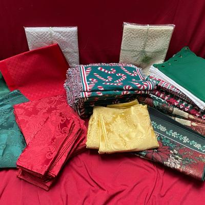 Seasonal Linens - Like New