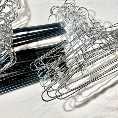 (30+) Strong Heavy Duty Non-Slip And Metal Hangers 