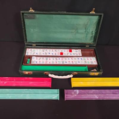 Vintage Mah Jongg In Case By Royal Depth Control 