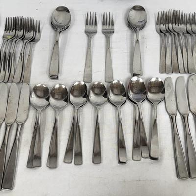 Oneida, Roger’s, Alka 90 Stainless Steel Utensil Sets + More! 