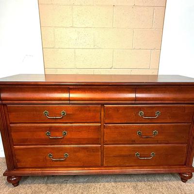 Ethan Allen British Classics Dresser