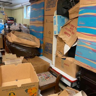 Estate sale photo