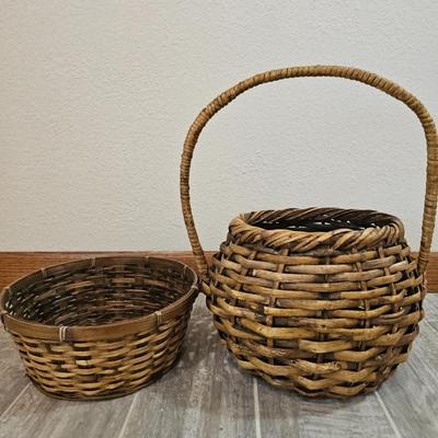 Lot #218 - Vintage Woven Rattan Wicker Basket Set