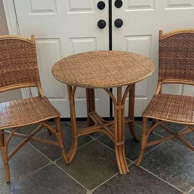 Pr249 wicker table and two chairs