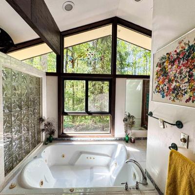 Beautiful setting with lots of character
