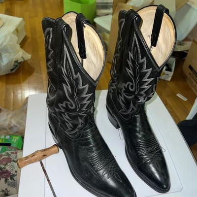 Sale Photo Thumbnail #53: Dan Post boots