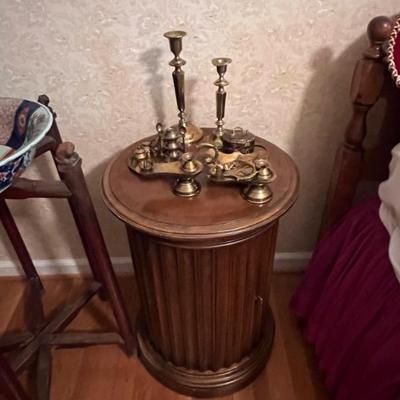 Sale Photo Thumbnail #34: Vintage side table and miniature brass set 