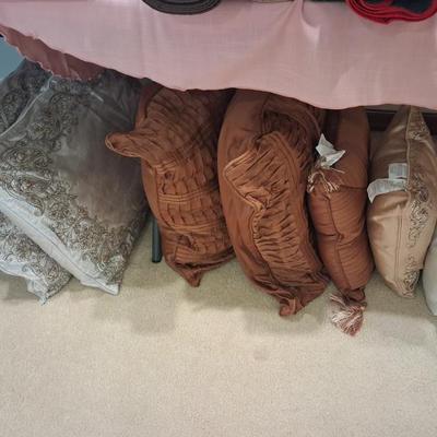 Sale Photo Thumbnail #86