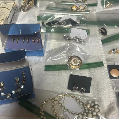 Sale Photo Thumbnail #123