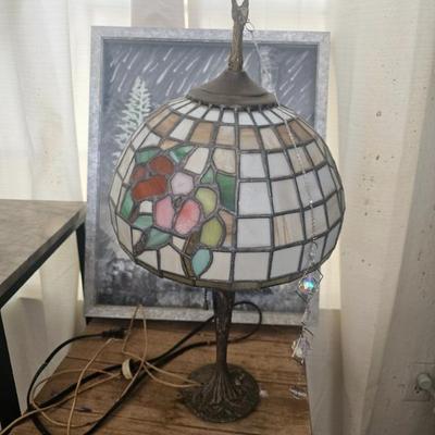 Tiffany style lamp 