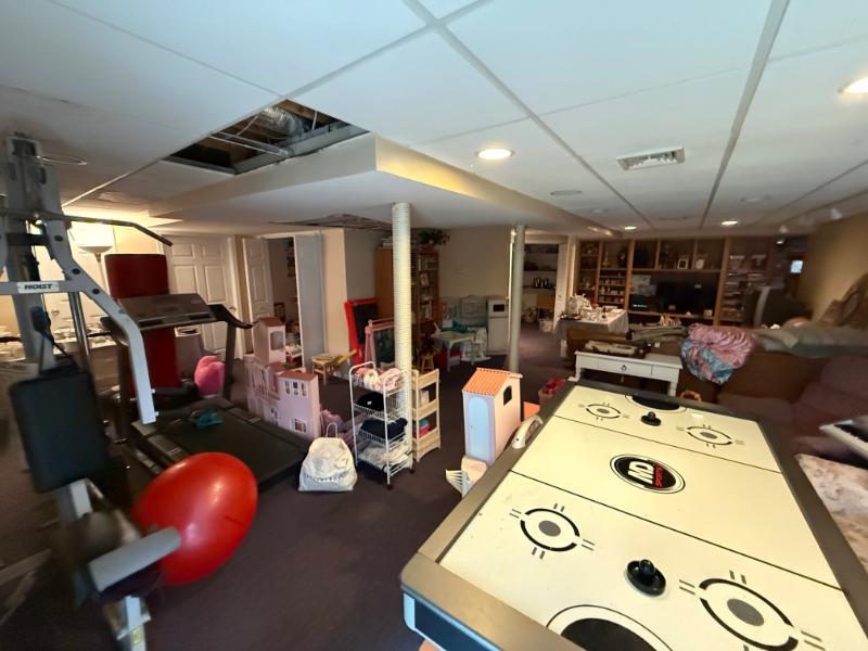 Sale Photo Thumbnail #22