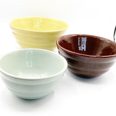 Sale Photo Thumbnail #160: Three (3) Bauer Ringware Beehive Bowls