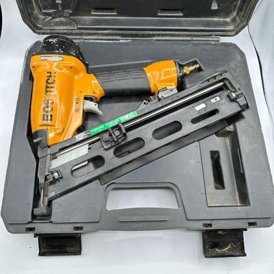 Sale Photo Thumbnail #189: Bostitch N62FN-2 Pneumatic Angled Finish Nailer with Case