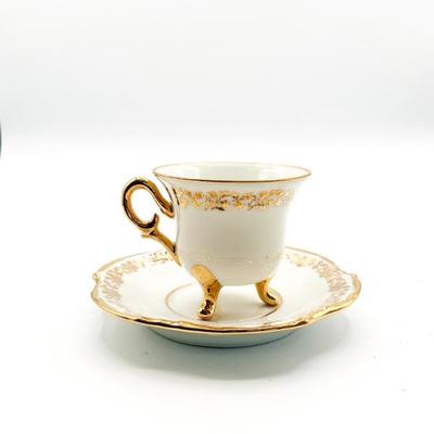 Sale Photo Thumbnail #133: Vintage Limoges F.&F. France Porcelain Cup & Saucer Set
