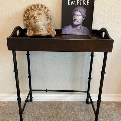 Lift Out Tray Table With Art