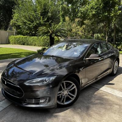 One owner Tesla