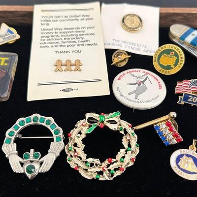 Vintage Signed Brooch’s, Pins & More 