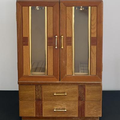 Wood Jewelry Dresser 
