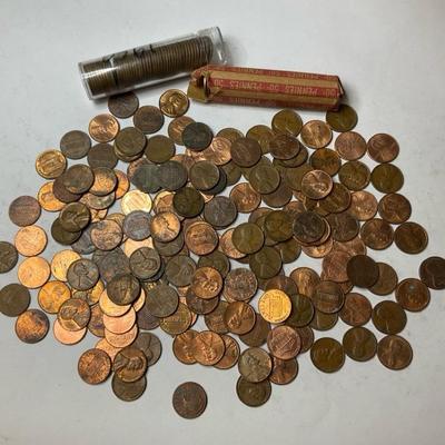 Miscellaneous Collection Of Lincoln Pennies 