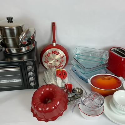 Kitchen Essentials and Cookware Collection