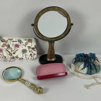 Vanity and Accessory Lot