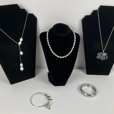 Necklace and Bracelet Jewelry Lot