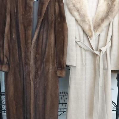 LADIES' FULL-LENGTH MINK FUR COAT