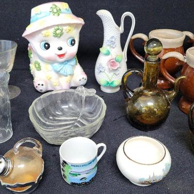 COLLECTION OF VINTAGE AMBER GLASS INSERTS 