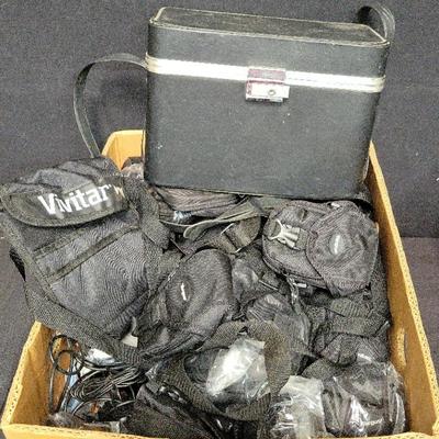 MYSTERY LOT OF CAMERA BAGS AND ACCESSORIES 