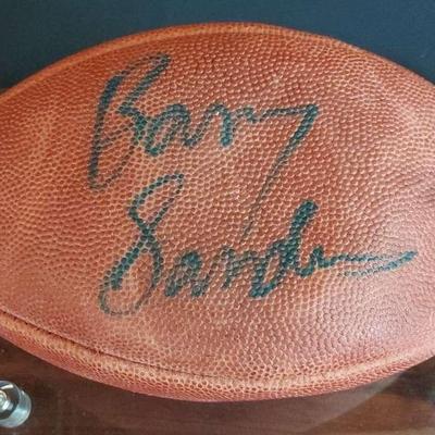 BARRY SANDERS SIGNED FOOTBALL