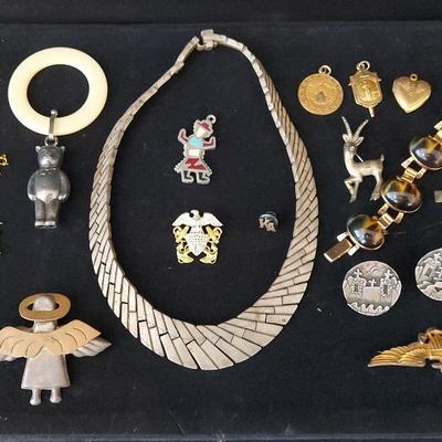 YELLOW GOLD AND STERLING SILVER JEWELRY 