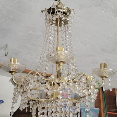 LOVELY GLASS CHANDELIER 