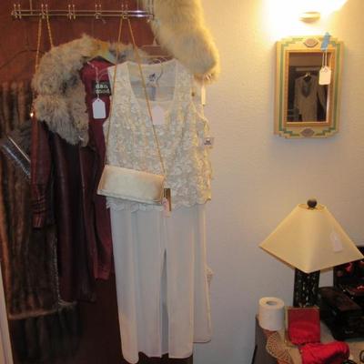 Sale Photo Thumbnail #74