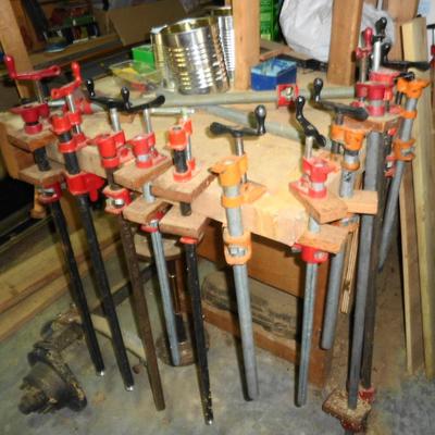 Sale Photo Thumbnail #82: Small - Medium pipe clamps