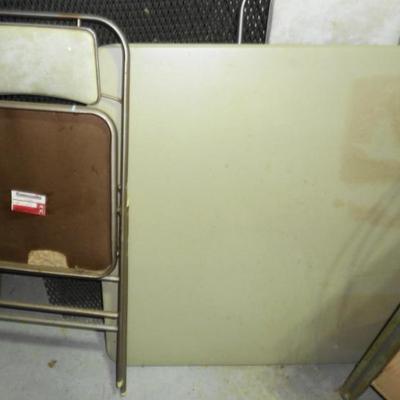 Samsonite table & 4 chairs