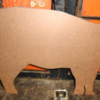 Sale Photo Thumbnail #90: Masonite pig #2