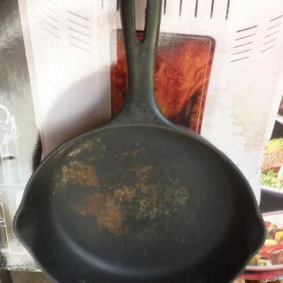 Taiwan small skillet