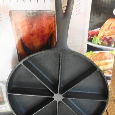 9" Corn Bread Skillet