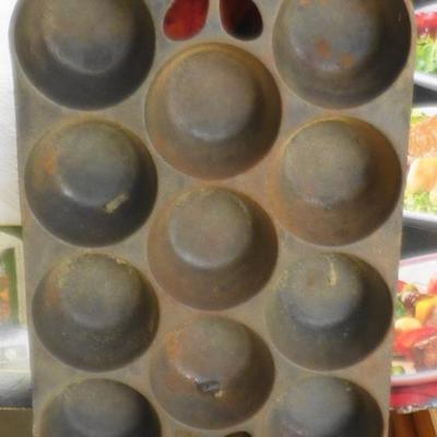 11" Victor Corn Muffin pan
