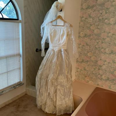 1960’s Petite Wedding Gown