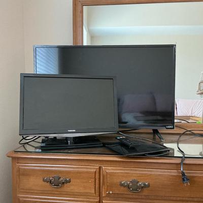 Vizio 32” & Toshiba 18.5” TV’s 