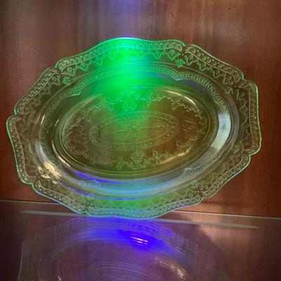 Uranium Cookie Plate