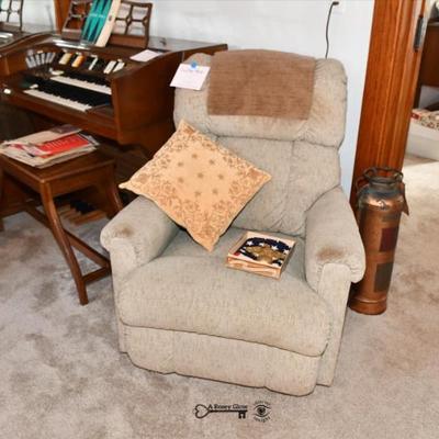 062 living room