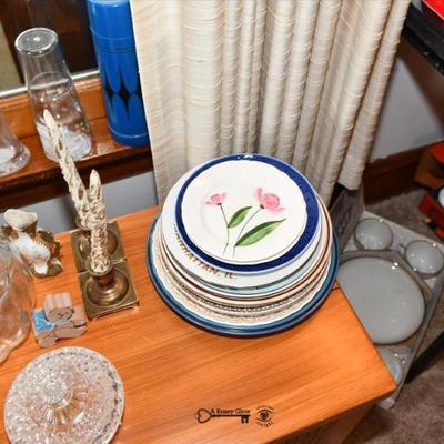306 dining room